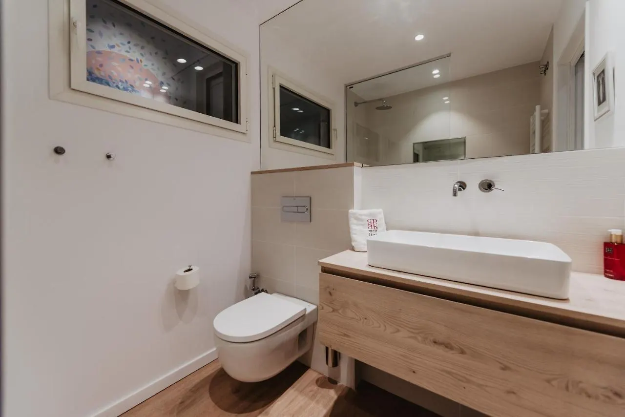 טראסה Petit Luxe Volta Apartaments דירה